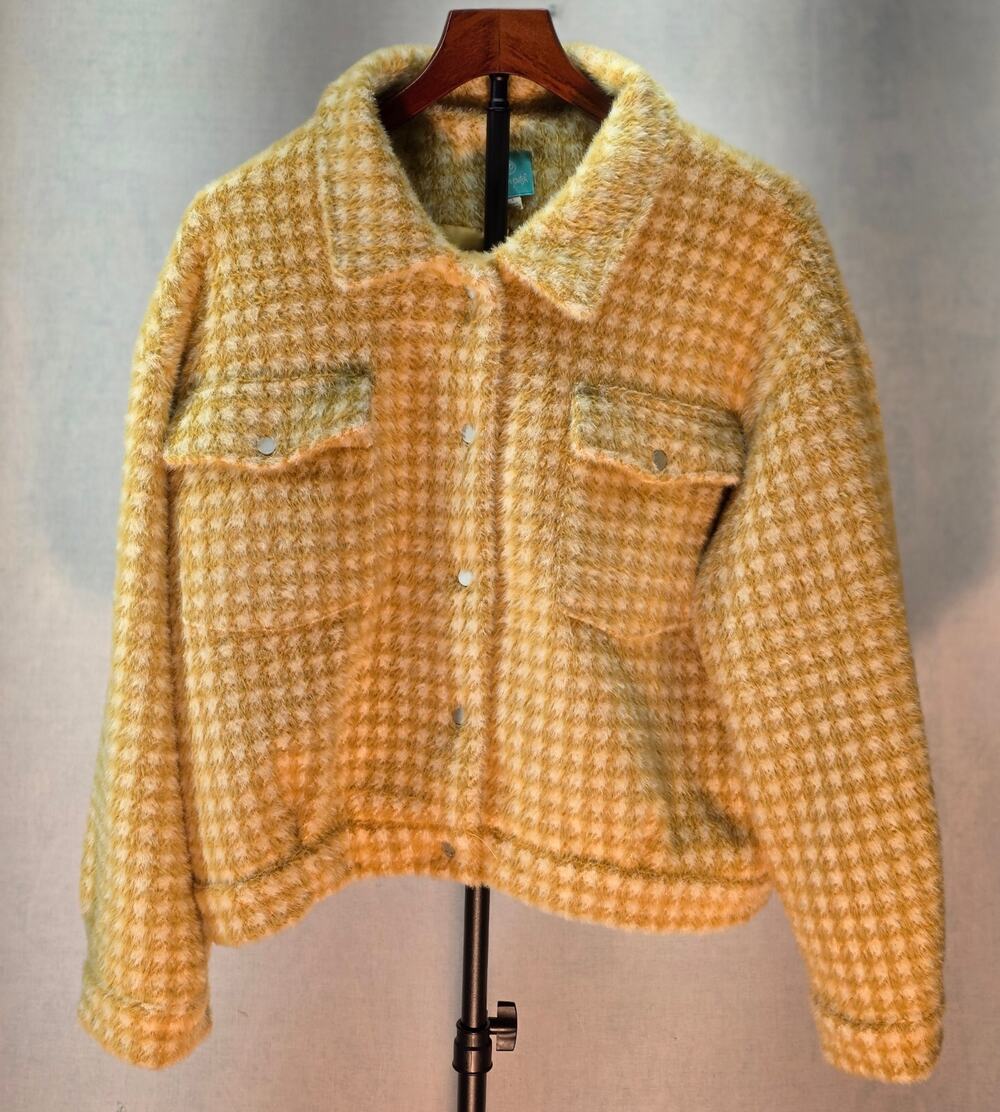 Cotton Patch Yellow Houndstooth Fuzzy Plaid Shacket Cropped Jacket‎ Large
